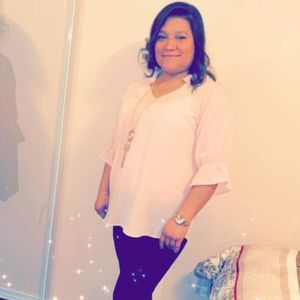 Meet your Posher, Gabriela